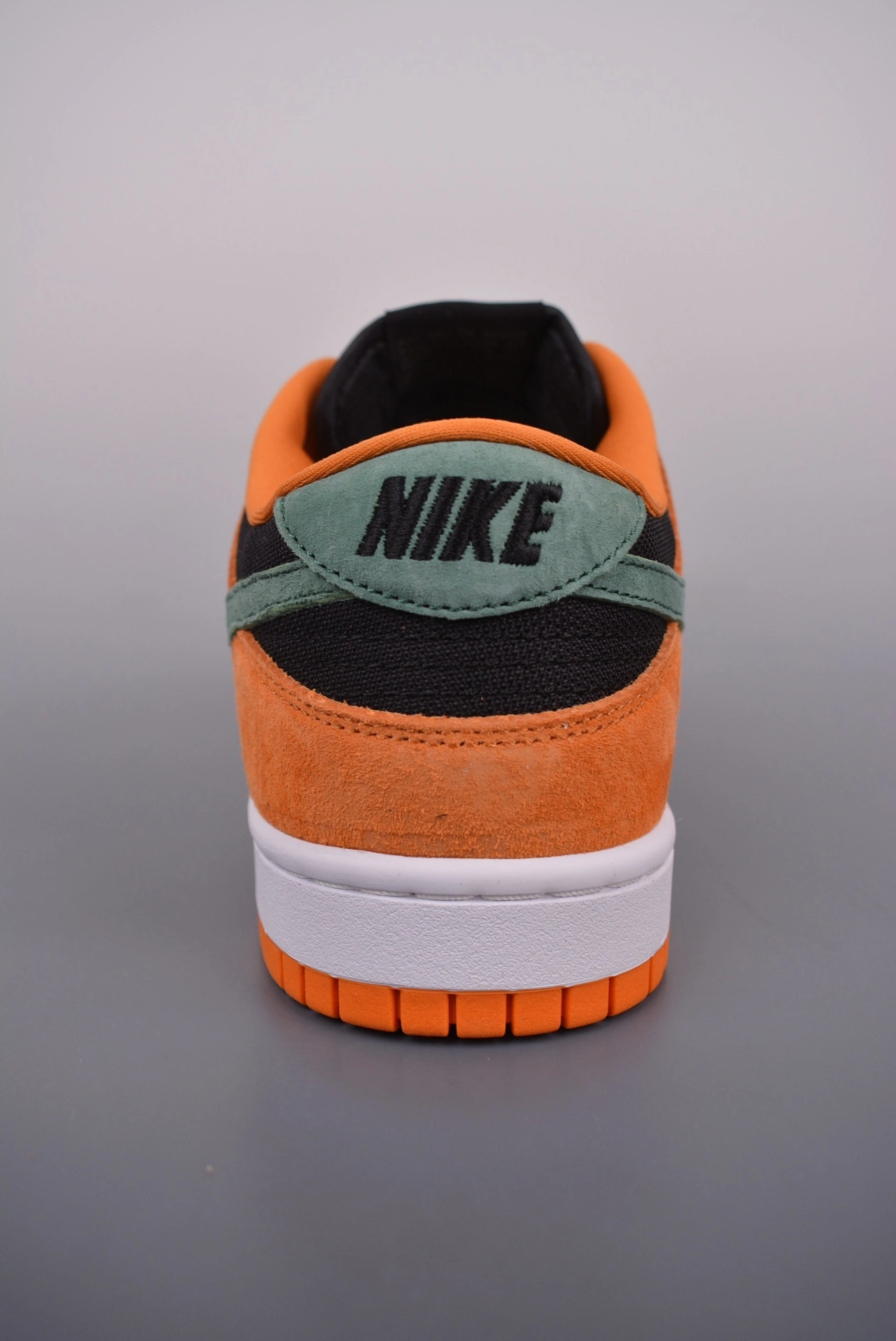 Flying pig-- Dunk Low DA1469 001HS item:C-X000H2602Y