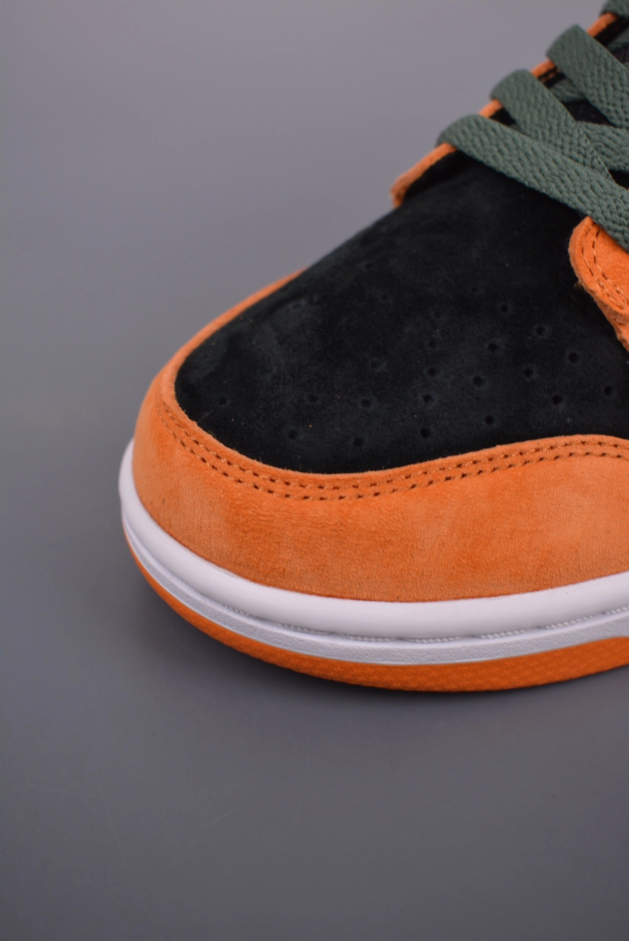 Flying pig-- Dunk Low DA1469 001HS item:C-X000H2602Y