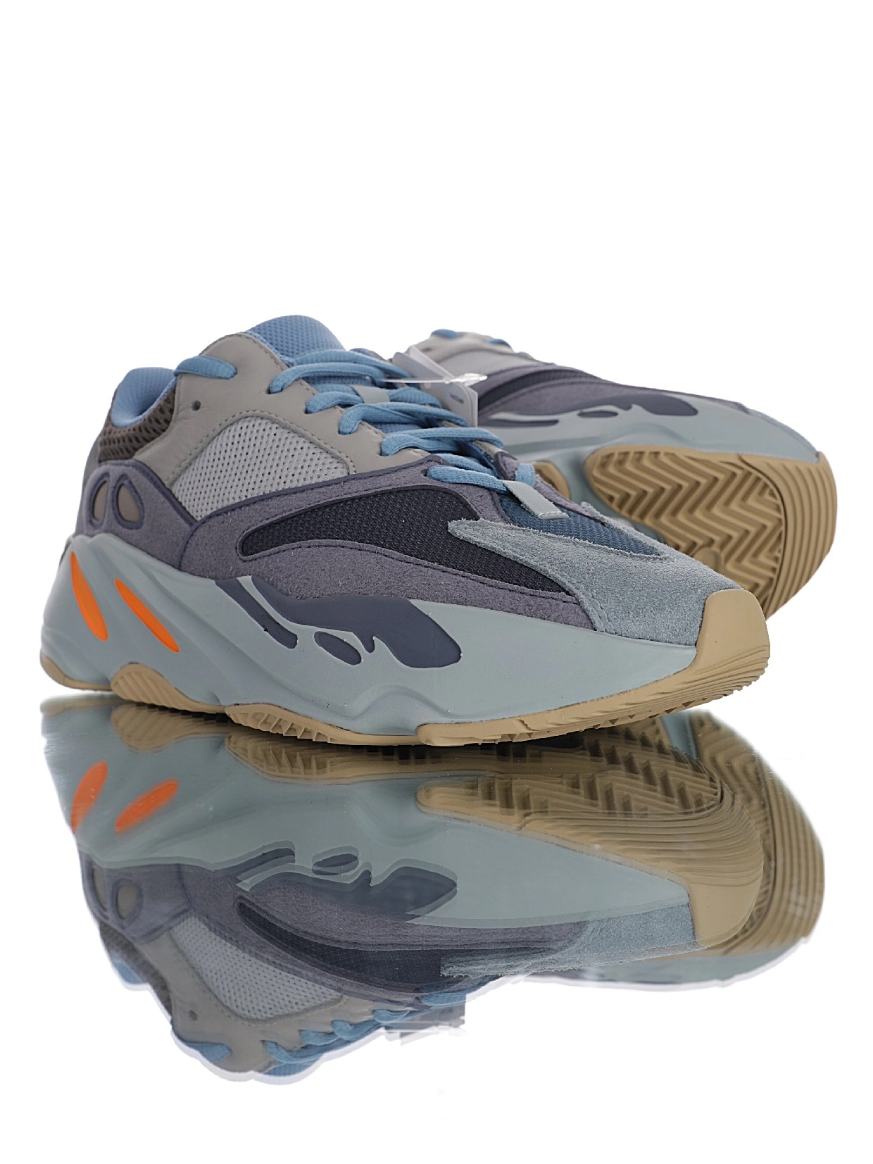 Flying pig-- FW2498 item:C-X067I0839V
