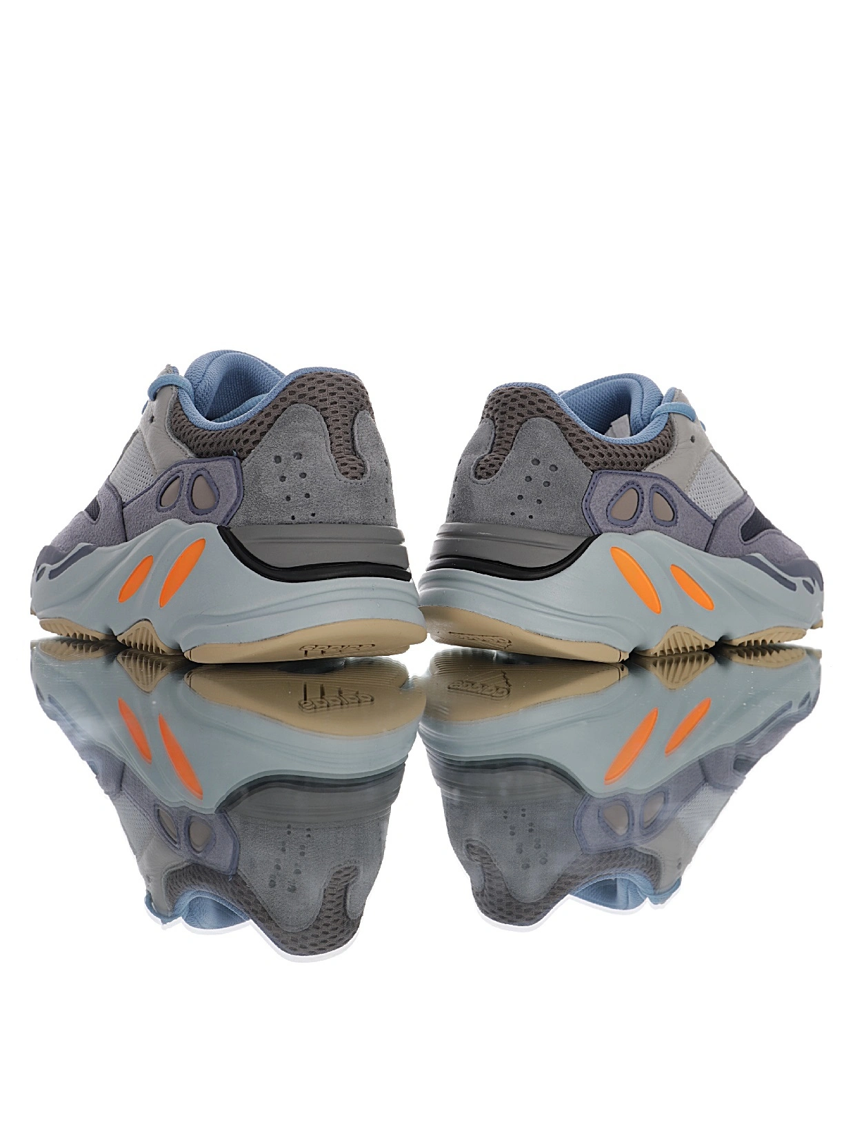 Flying pig-- FW2498 item:C-X067I0839V