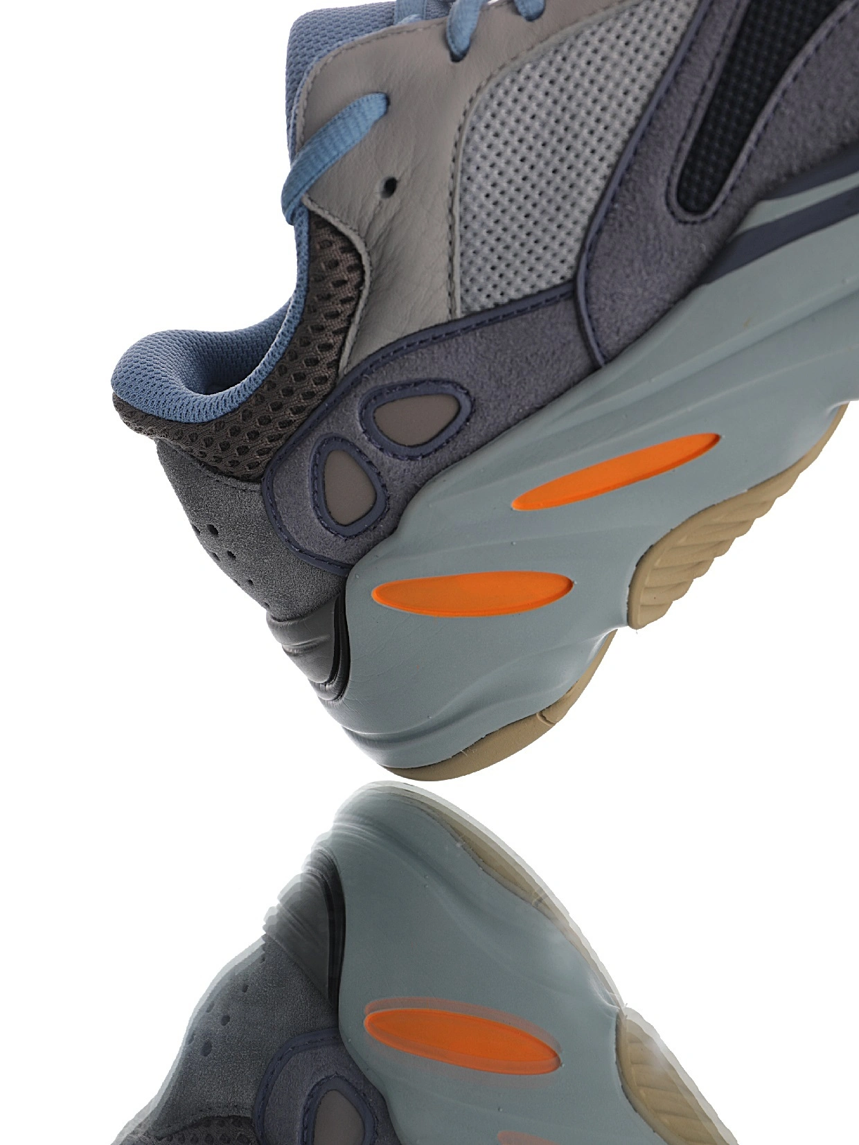 Flying pig-- FW2498 item:C-X067I0839V
