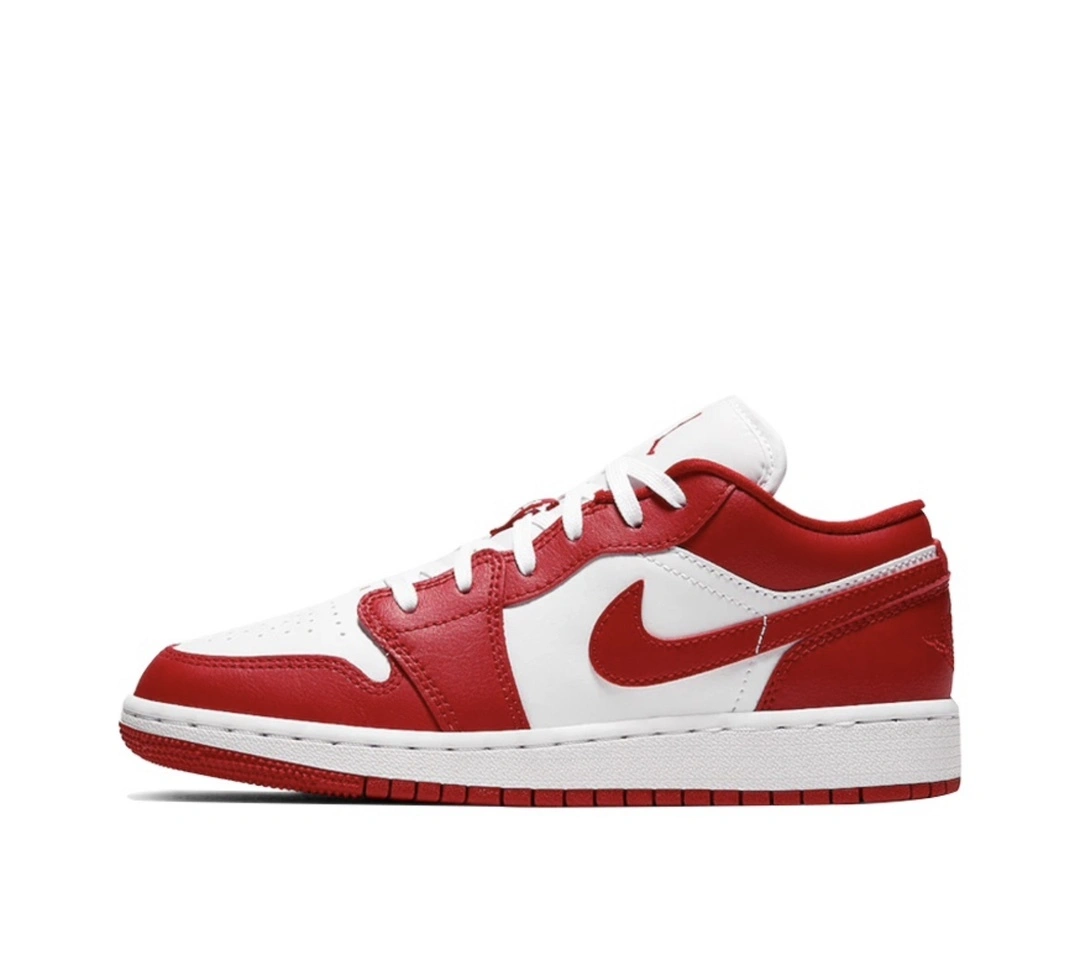 Flying pig-- Gym Red Calfskin 553560 611 item: C-X578K2719V