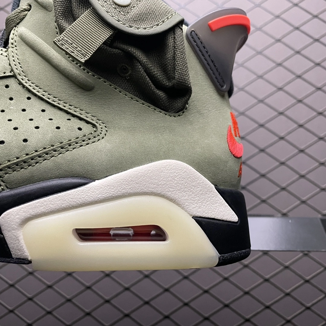 Flying pig- " Medium Olive" CN1084-200 item: D-X319A2811