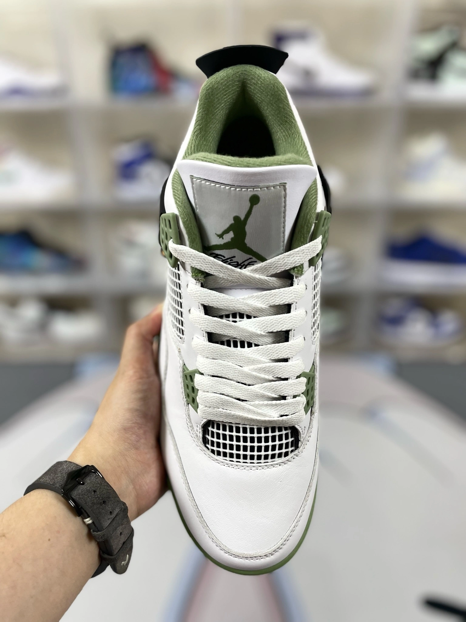 Flying pig-- "Oil Green" AQ9129-103 item:C-X578H2329Y