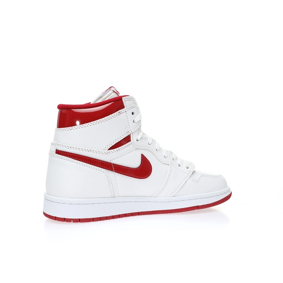Flying pig-- Retro High 555088-103 item: C-X067K2721V
