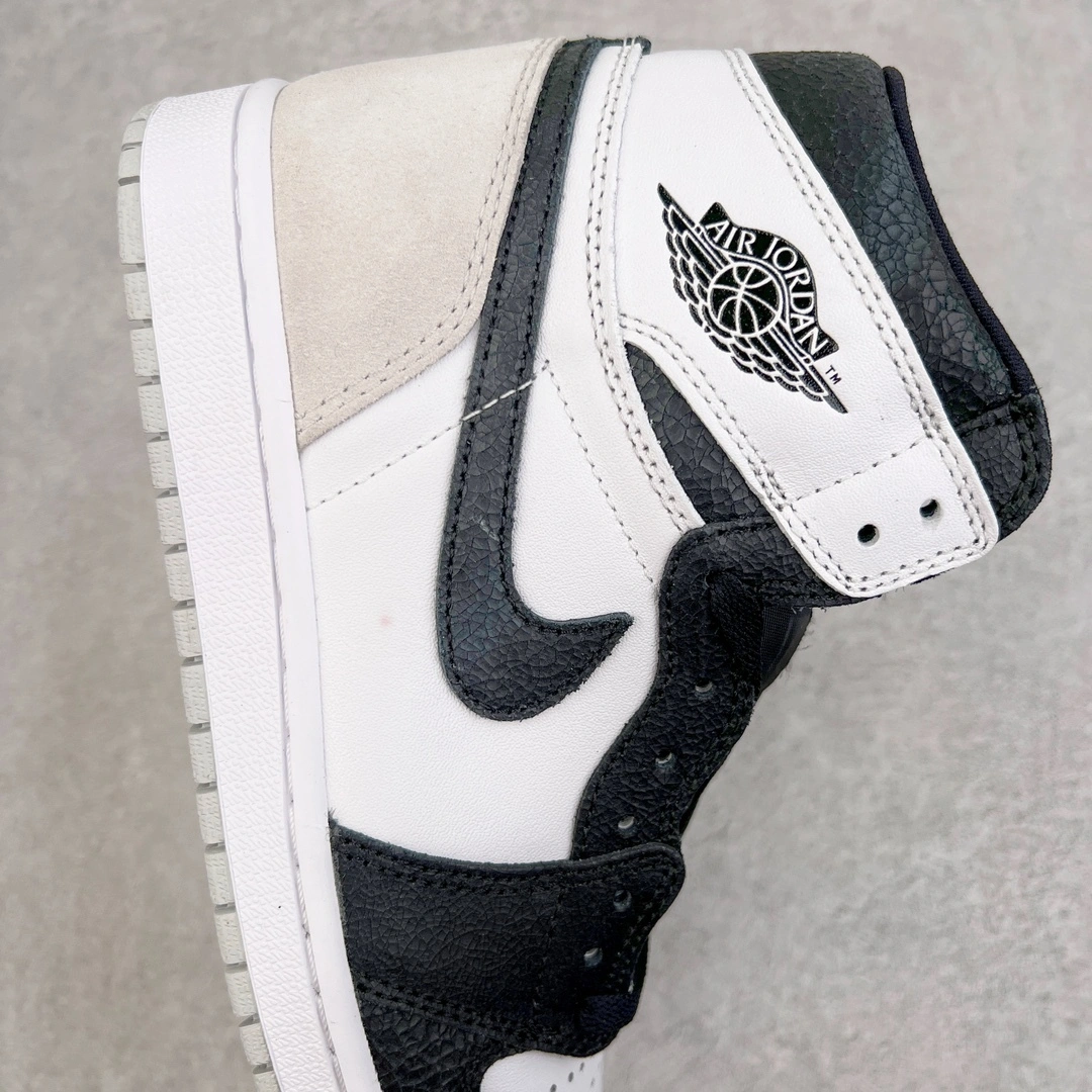 Flying pig-- Retro High 555088-108 item: C-X578K2714V