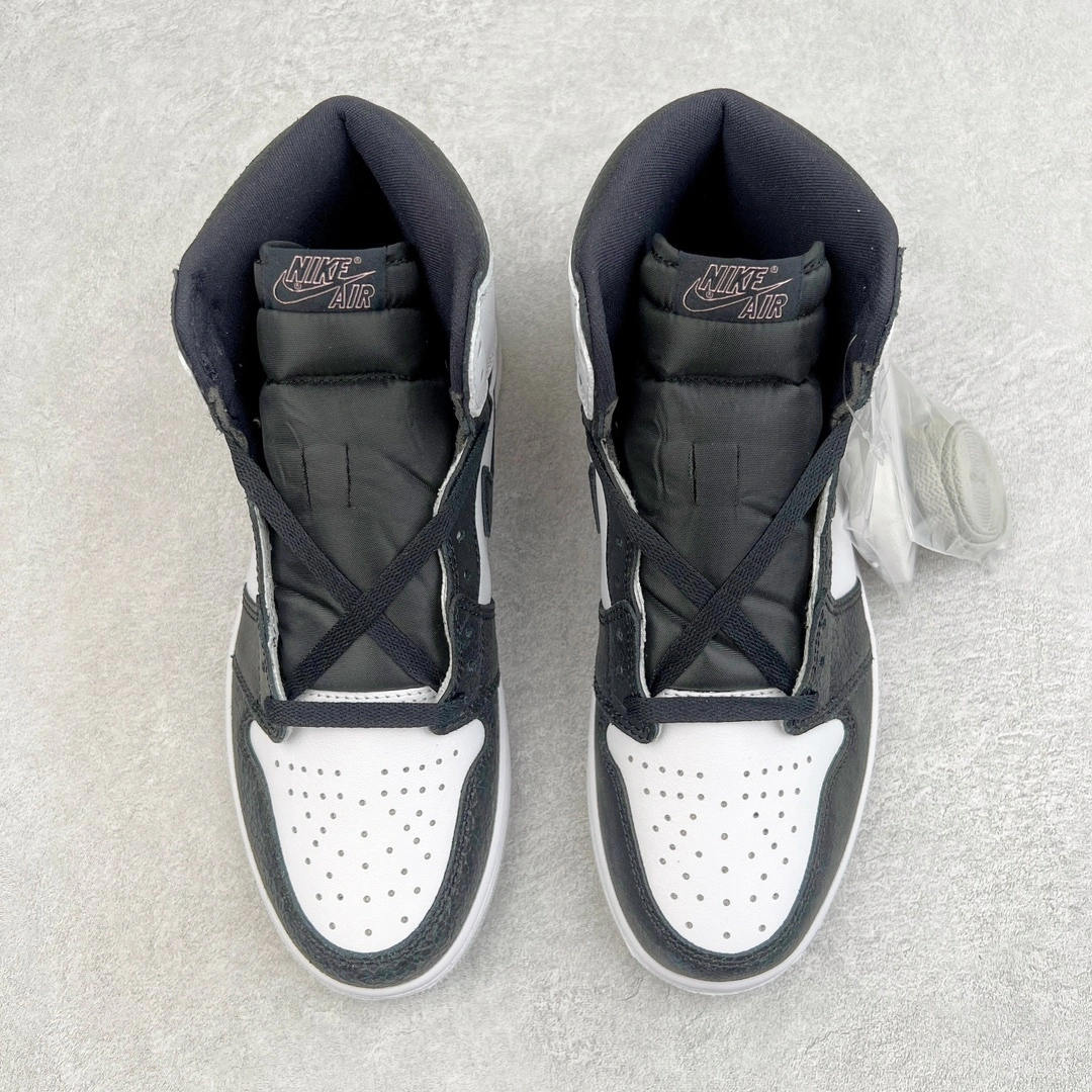 Flying pig-- Retro High 555088-108 item: C-X578K2714V