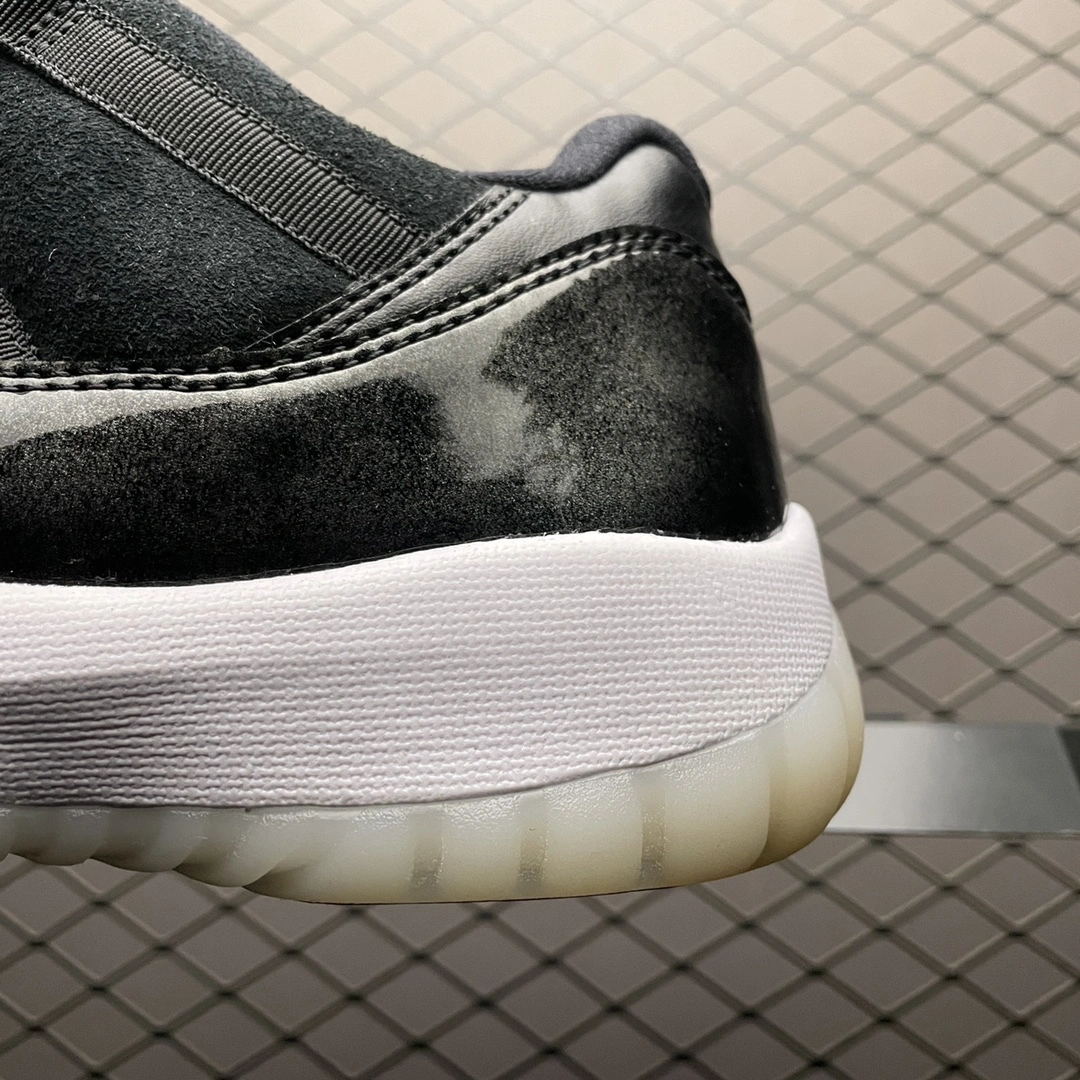 Flying pig-- Retro Low " Barons " 528895-010 item: D-X319A2772