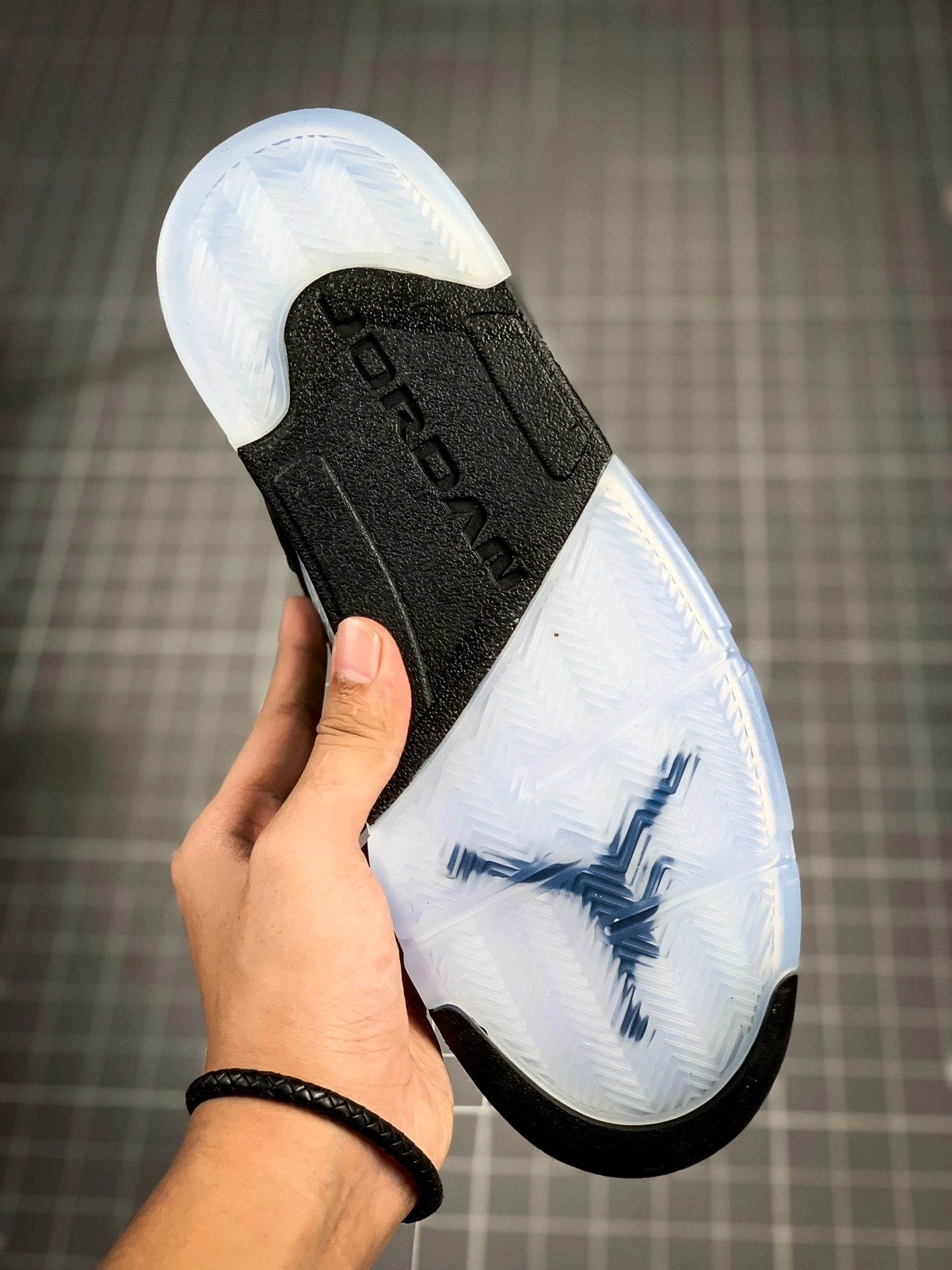 Flying pig-- Retro Oreo CT4838-011 item: C-X067K0115V