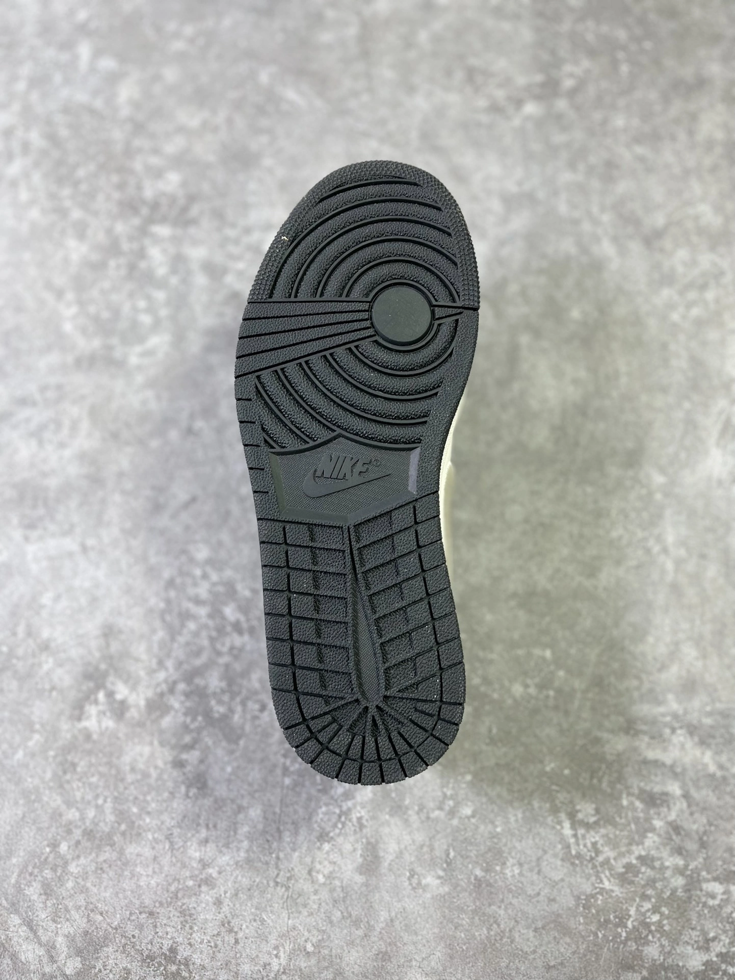 Flying pig-- Slip Shadow AV3918-201 item: C-X036K2505V
