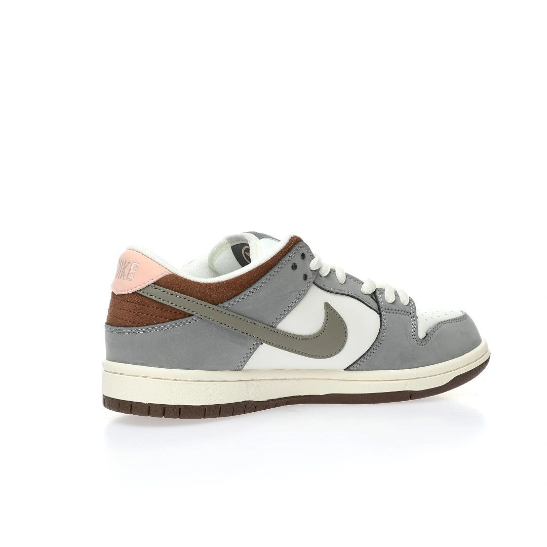 Flying pig-- "Soft Mid-Grey" FQ1180-001 item:C-X167H2639Y