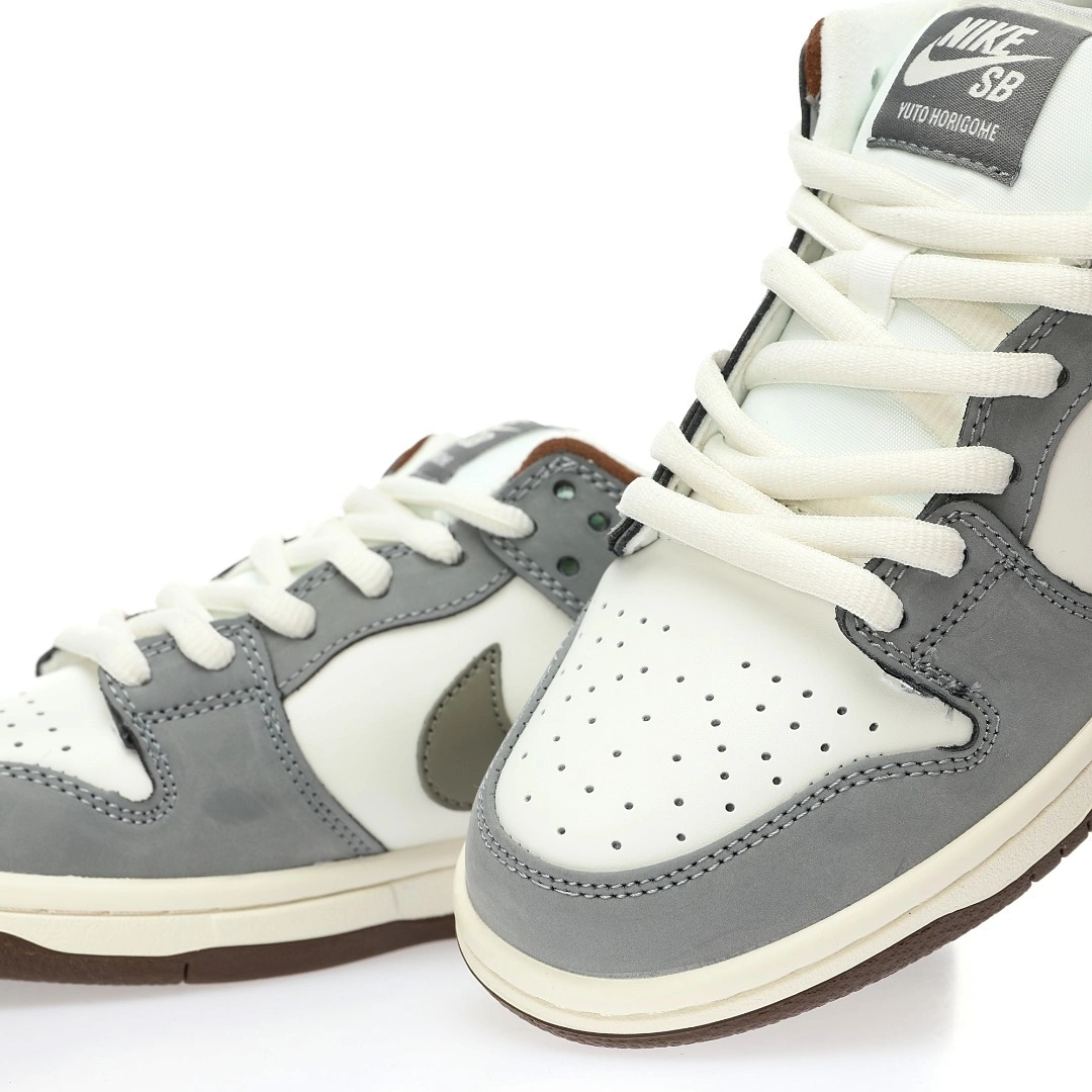 Flying pig-- "Soft Mid-Grey" FQ1180-001 item:C-X167H2639Y