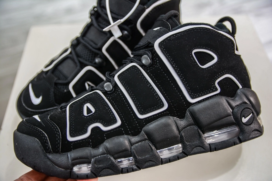 Flying pig-- Uptempo ’96 414962-002 item: C-X338J2014V