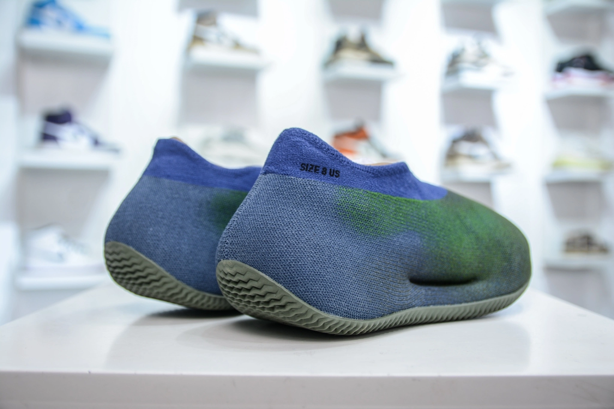 Flying pig-- Y55zy FZ5907 Knit Runer"Sulfur" item: E-X575L2225B