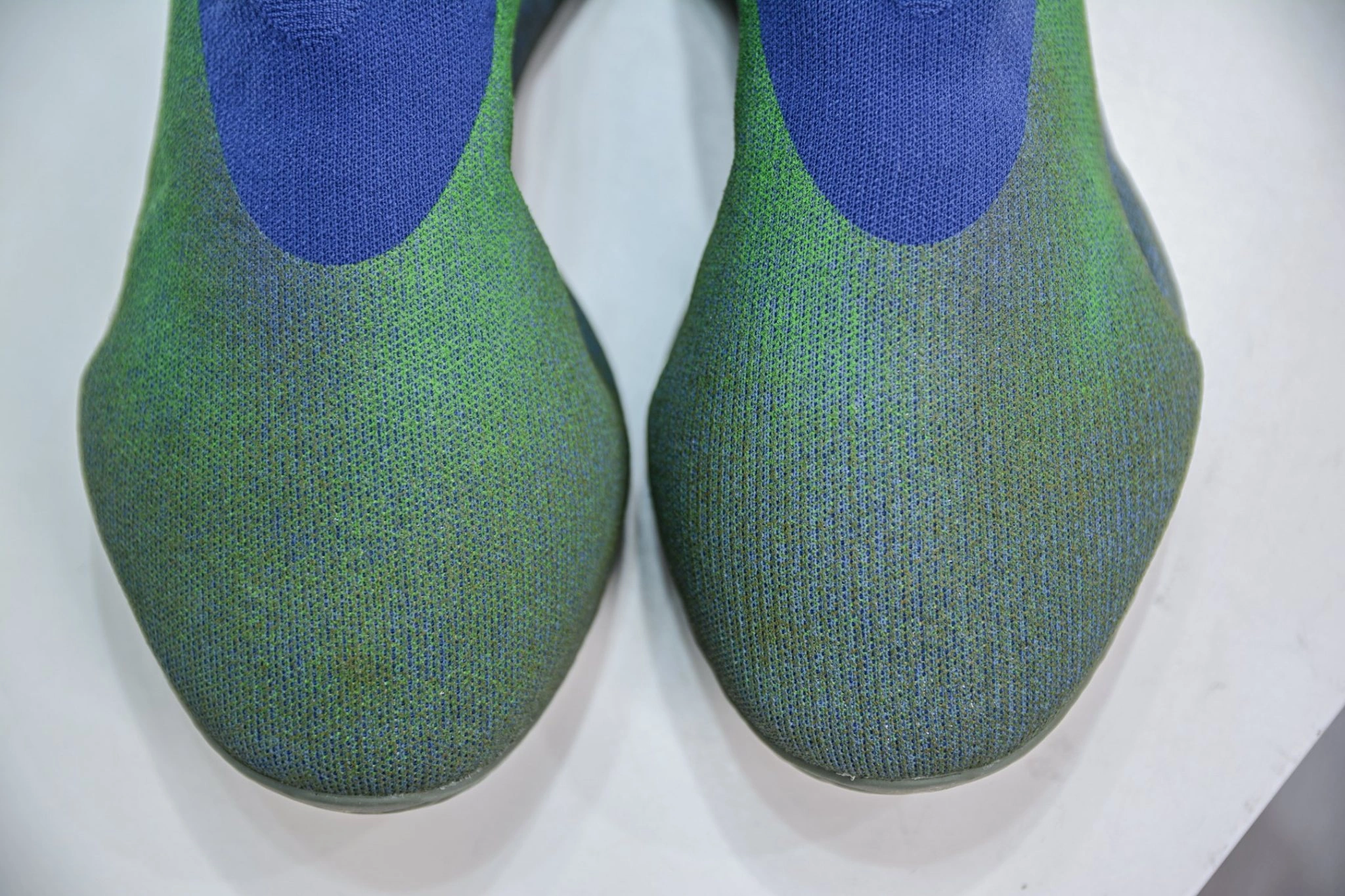 Flying pig-- Y55zy FZ5907 Knit Runer"Sulfur" item: E-X575L2225B