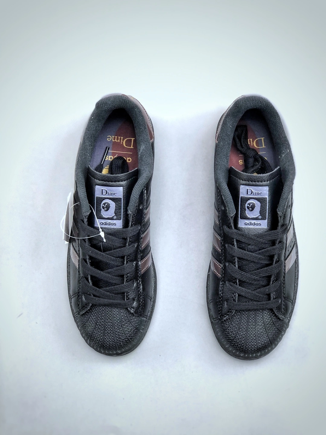 Flying pig--14i41s FZ6003 ORIGINALS SUPERSTAR ADV item: E-X000L2424B
