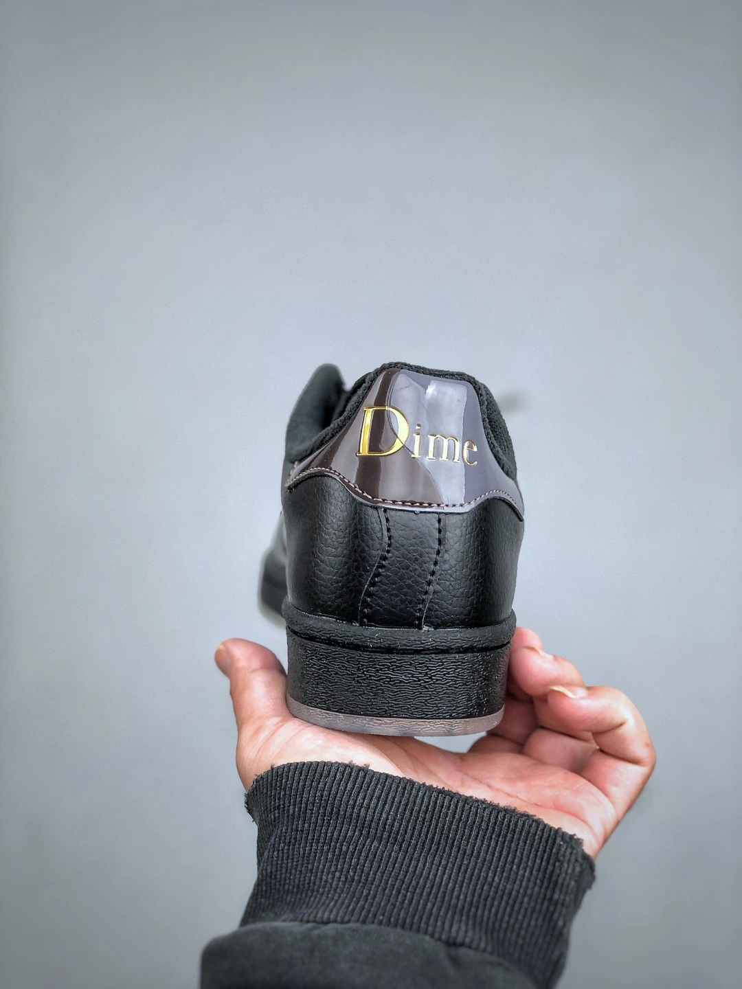 Flying pig--14i41s FZ6003 ORIGINALS SUPERSTAR ADV item: E-X000L2424B