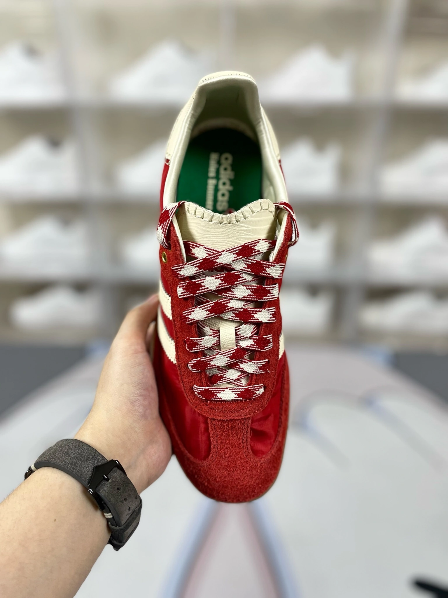 Flying pig--14i41s GY6612 wales bonner × originals Samba item: E-X000L2426B