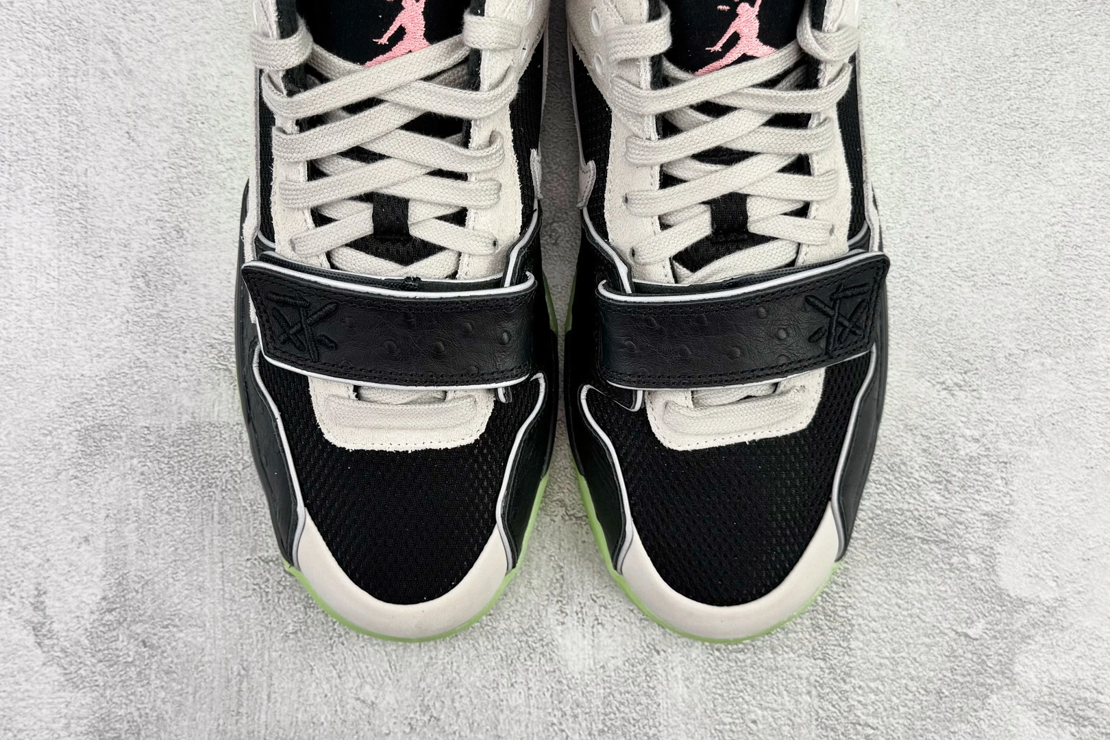 Flying pig--1ir Jor419 IH7971-001 x Chase B x Jumpman Jack item: E-X575L2086B