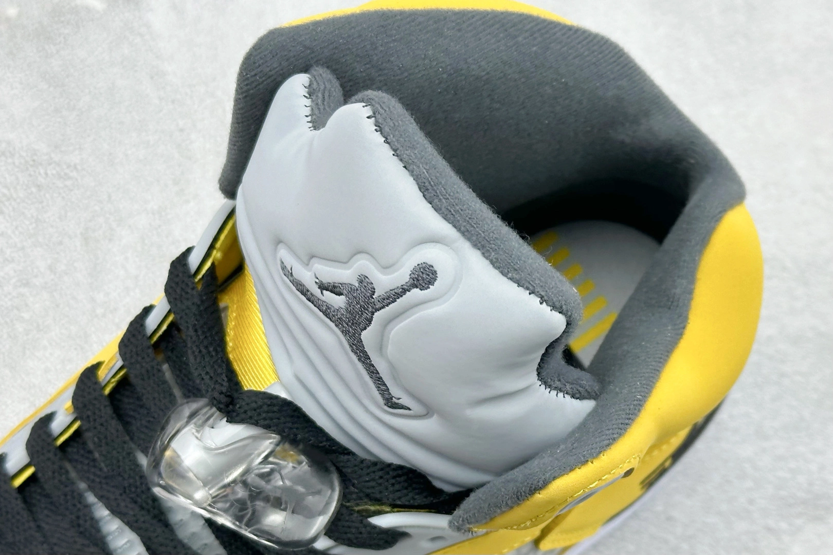 Flying pig--1ir Jor419 IO3372-700 1ir Jor419 5 Retro"Tokyo"T23 item: E-X575L2072B