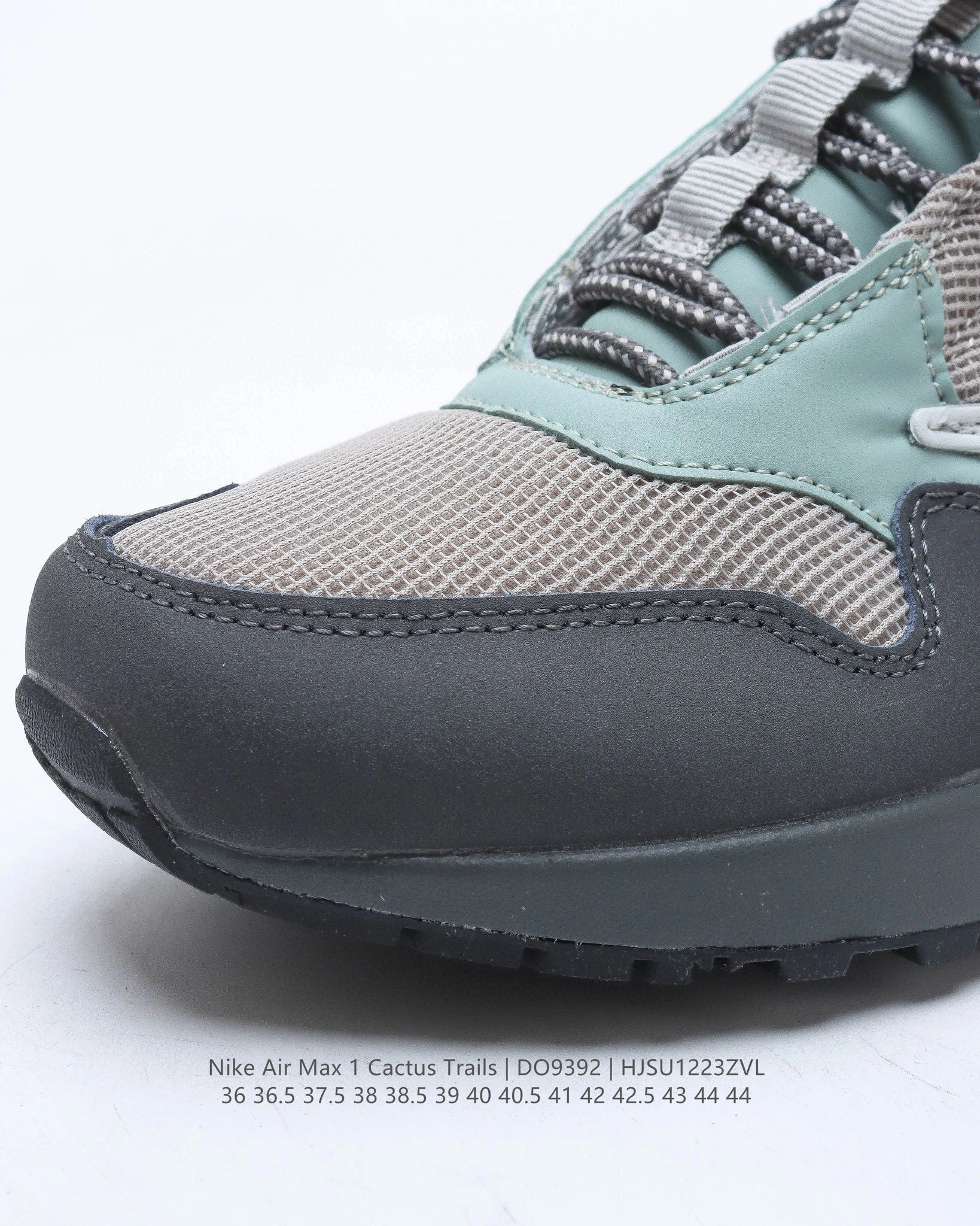 Flying pig- 2021 item : BL-X038A1007O