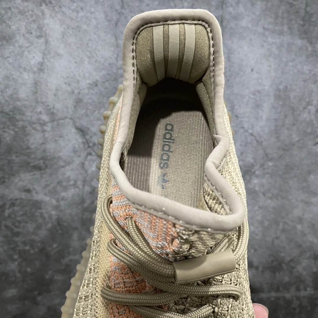 Flying pig--350 V2 sand taupe FZ5240 item:C-X575I0818V