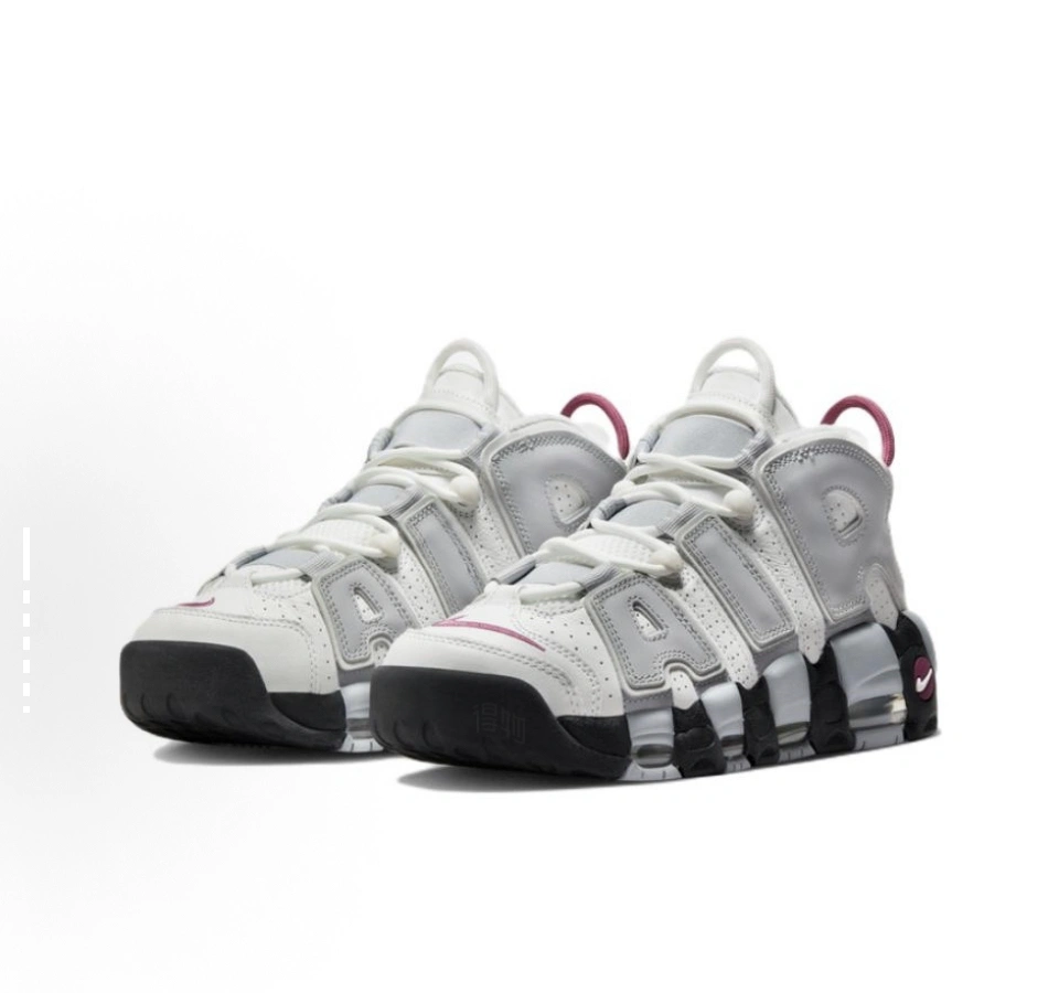 Flying pig--9ik5 DV1137-100 NK Air More Uptempo ’96 OG AIR item: E-X349L2060B