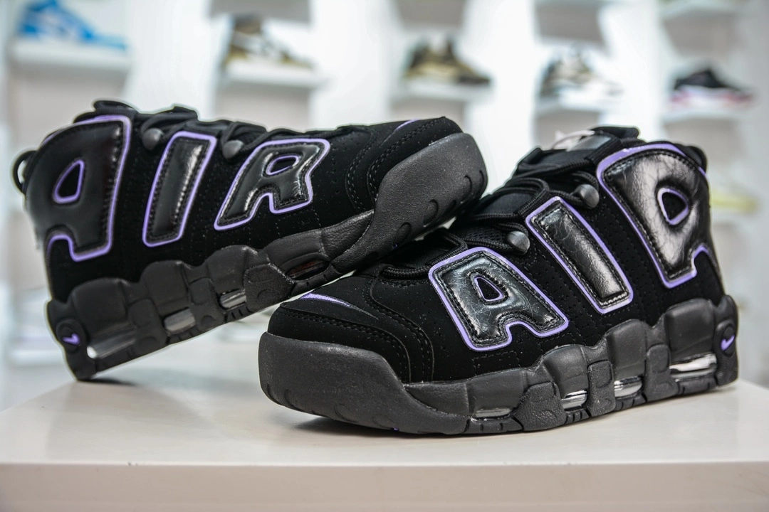 Flying pig--9ik5 DV1879-001 NK Air More Uptempo ’96 OG AIR item: E-X067L2066B