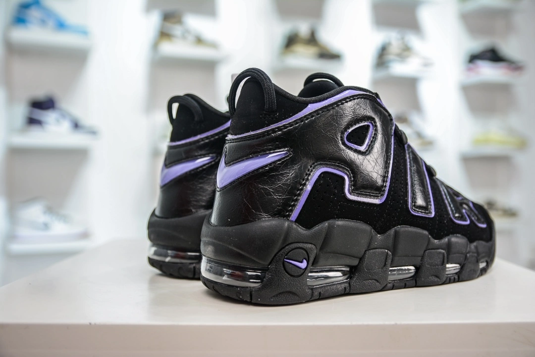 Flying pig--9ik5 DV1879-001 NK Air More Uptempo ’96 OG AIR item: E-X067L2066B