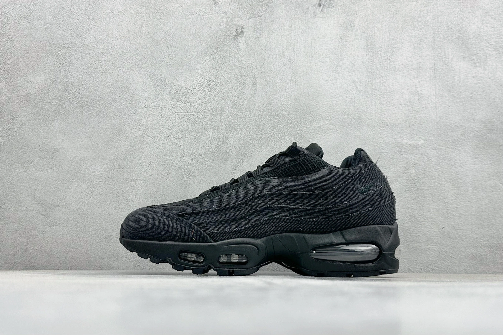 Flying pig--9ik5 HM4743-001 NK Air Max 95 SP item: E-X575L2027B