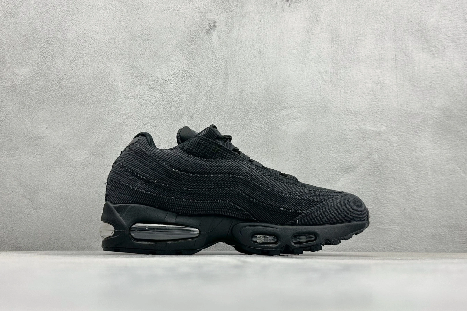 Flying pig--9ik5 HM4743-001 NK Air Max 95 SP item: E-X575L2027B