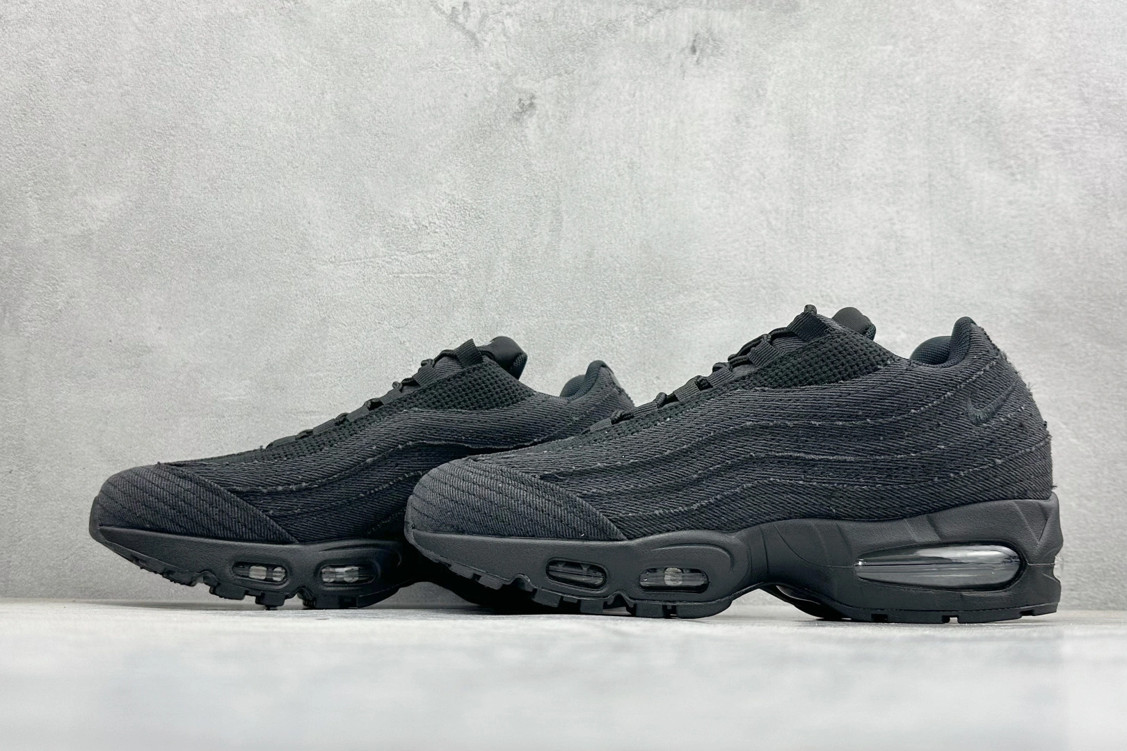 Flying pig--9ik5 HM4743-001 NK Air Max 95 SP item: E-X575L2027B