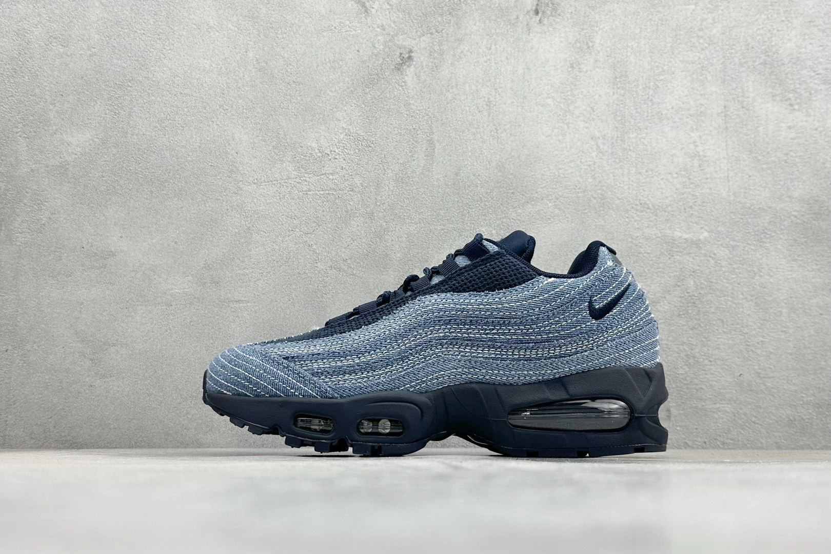 Flying pig--9ik5 HM4743-400 NK Air Max 95 SP item: E-X575L2020B