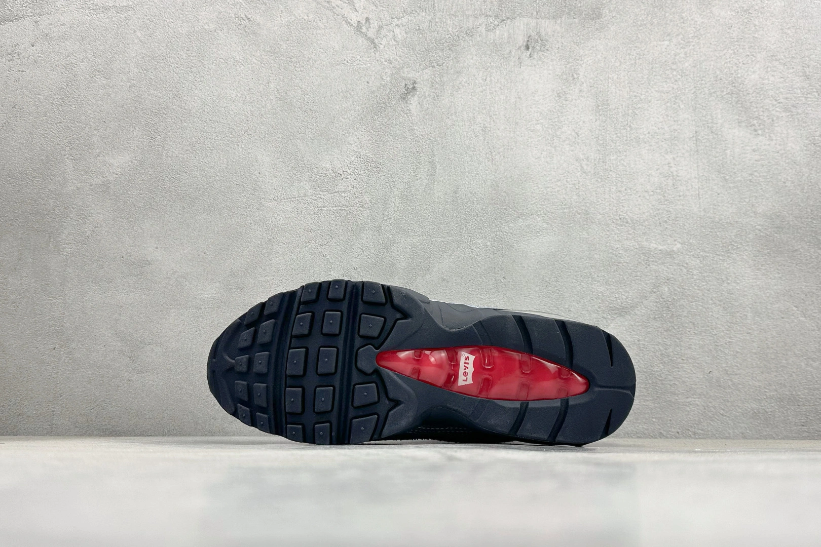 Flying pig--9ik5 HM4743-400 NK Air Max 95 SP item: E-X575L2020B