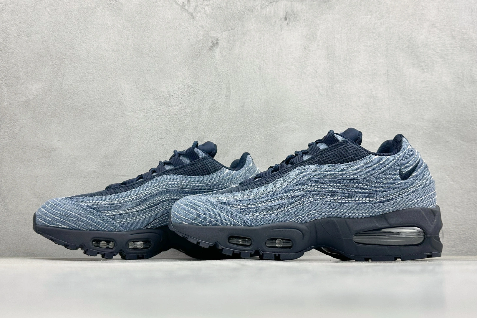 Flying pig--9ik5 HM4743-400 NK Air Max 95 SP item: E-X575L2020B