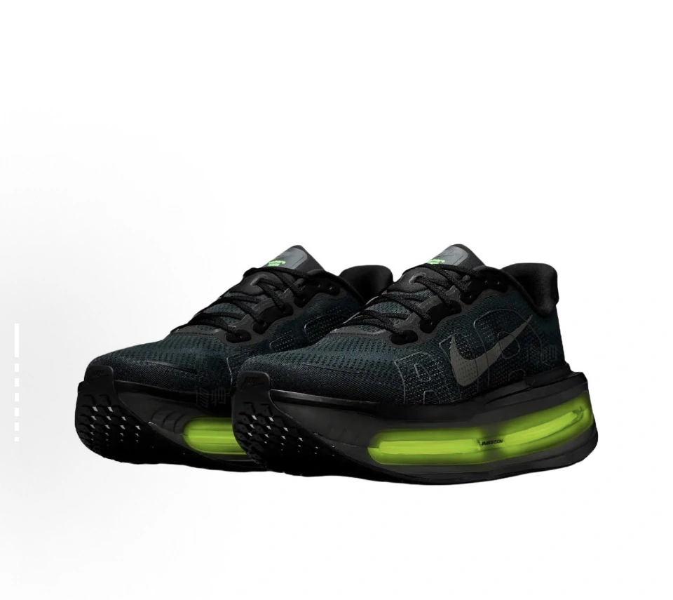 Flying pig--9ik5 HQ2050-001 Air Zoom Pegasus Premium item: E-X000L2031B