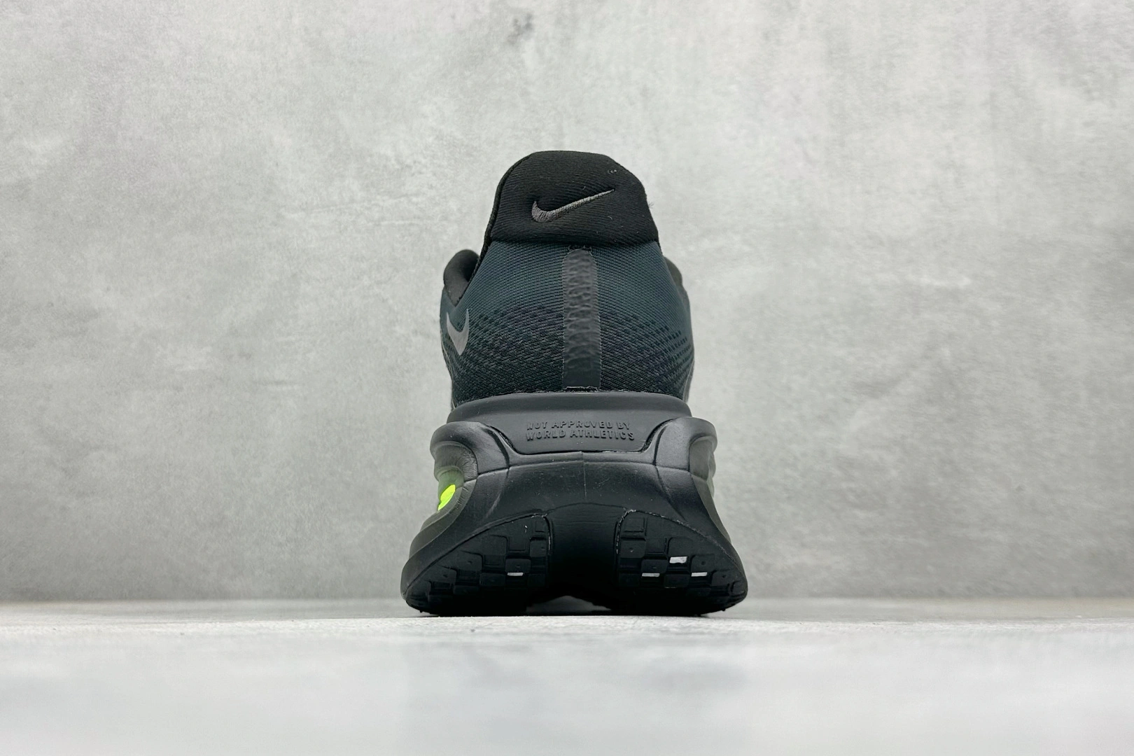 Flying pig--9ik5 HQ2050-001 Air Zoom Pegasus Premium item: E-X000L2031B