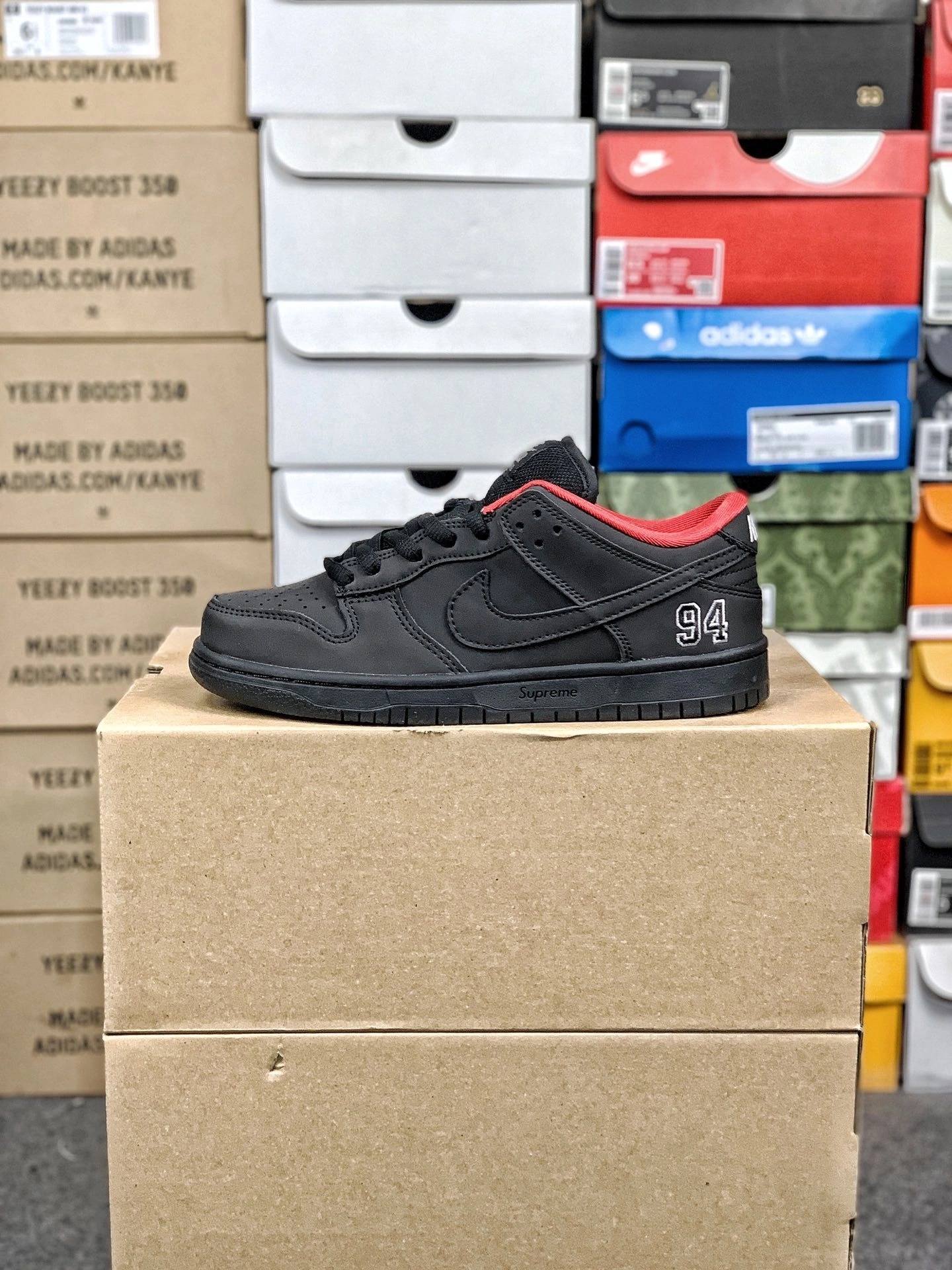 Flying pig--9ik5 HQ8487-001 S575 x NK SB Dunk Low item: E-X000L2049B