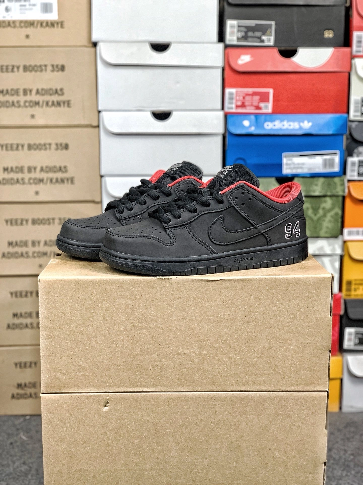 Flying pig--9ik5 HQ8487-001 S575 x NK SB Dunk Low item: E-X000L2049B