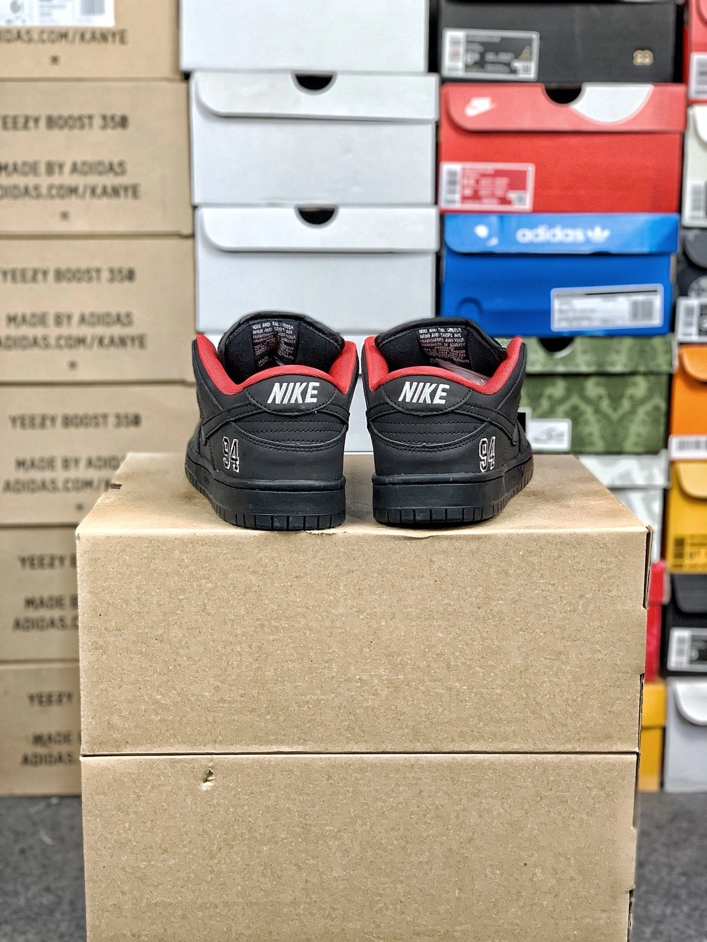 Flying pig--9ik5 HQ8487-001 S575 x NK SB Dunk Low item: E-X000L2049B