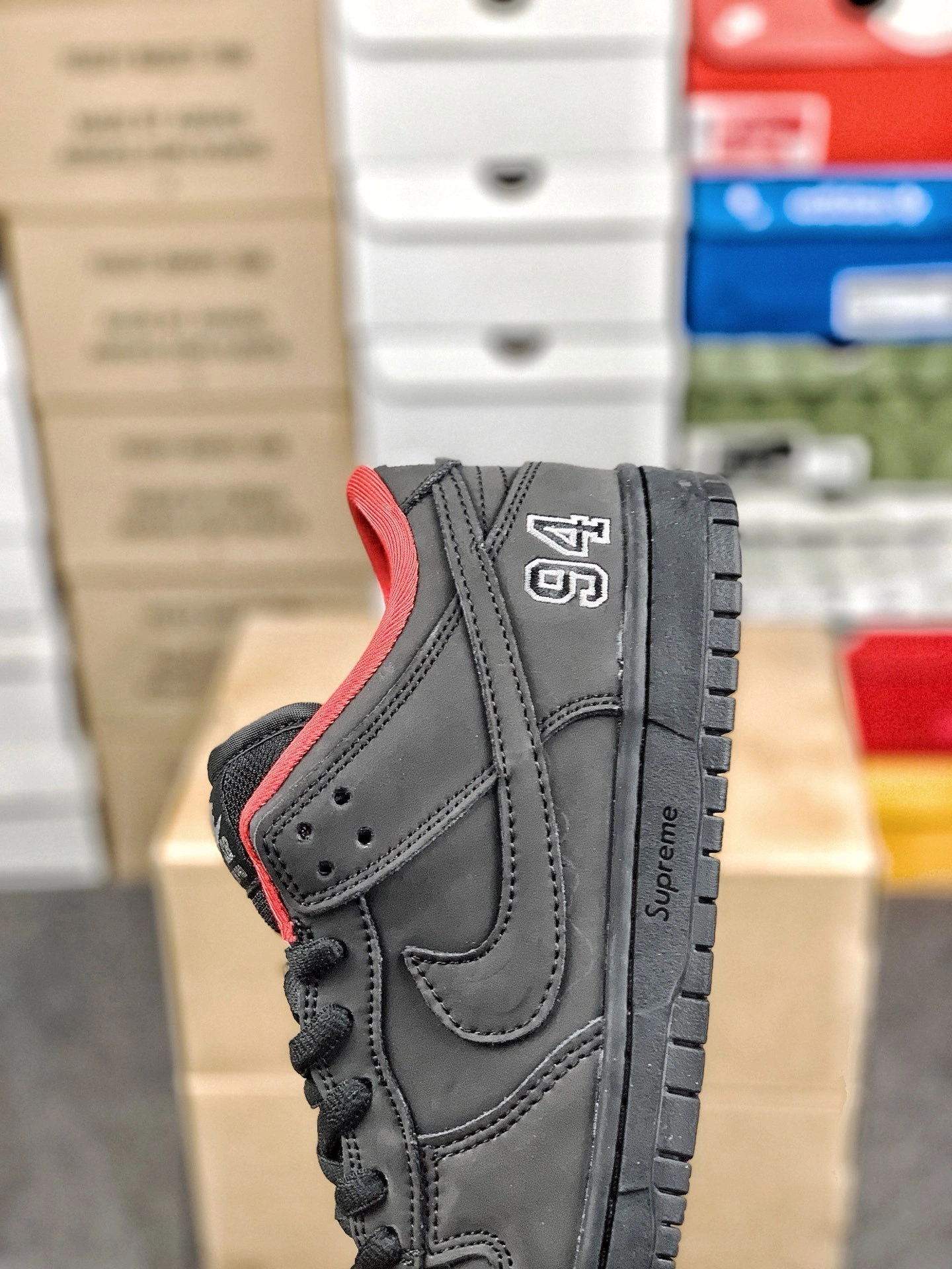 Flying pig--9ik5 HQ8487-001 S575 x NK SB Dunk Low item: E-X000L2049B