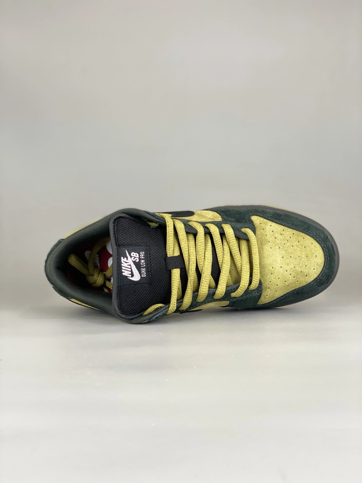 Flying pig--9ik5 HQ8487-300 Dunk SB Low Pro OG Sup x SB item: E-X000L2048B