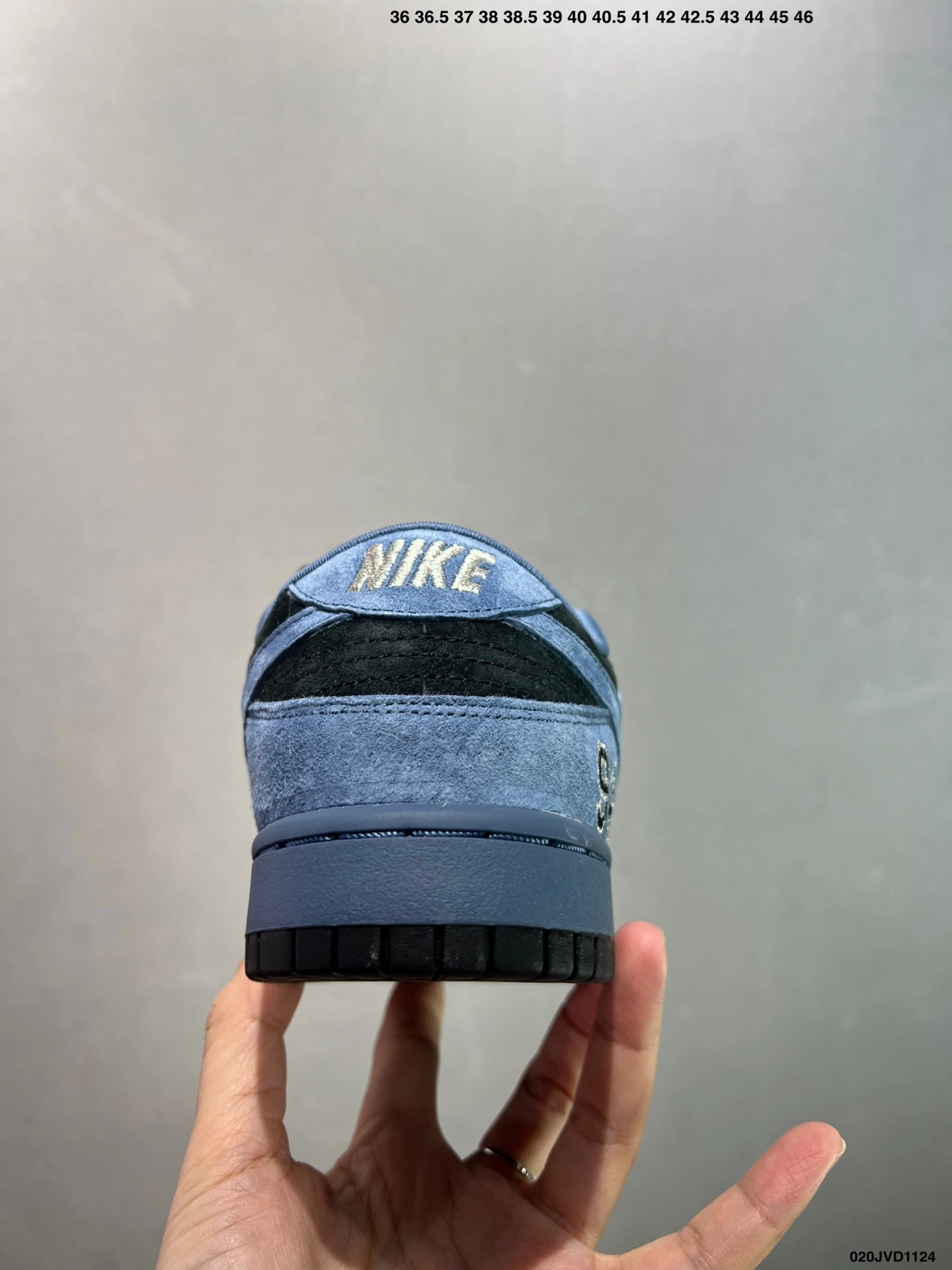 Flying pig--9ik5 HQ8487-400 DUNK LOW item: E-X000L2050B