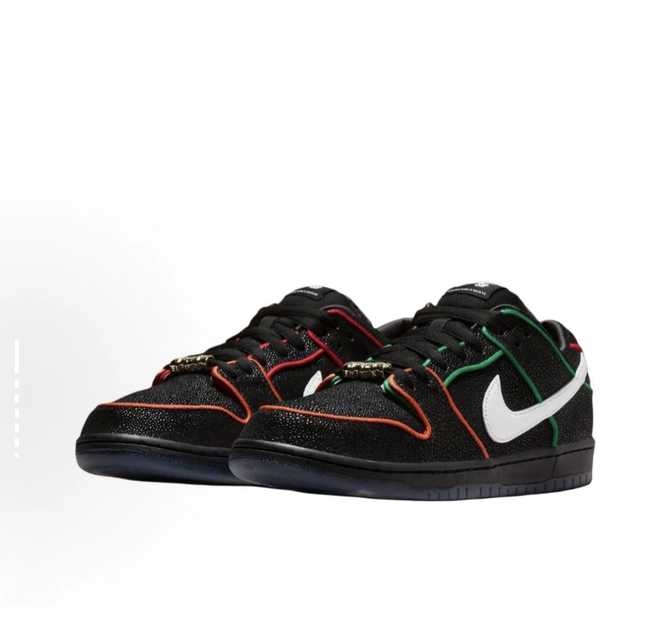 Flying pig--9ik5 HV1664-001 DUNK LOW item: E-X000L2044B