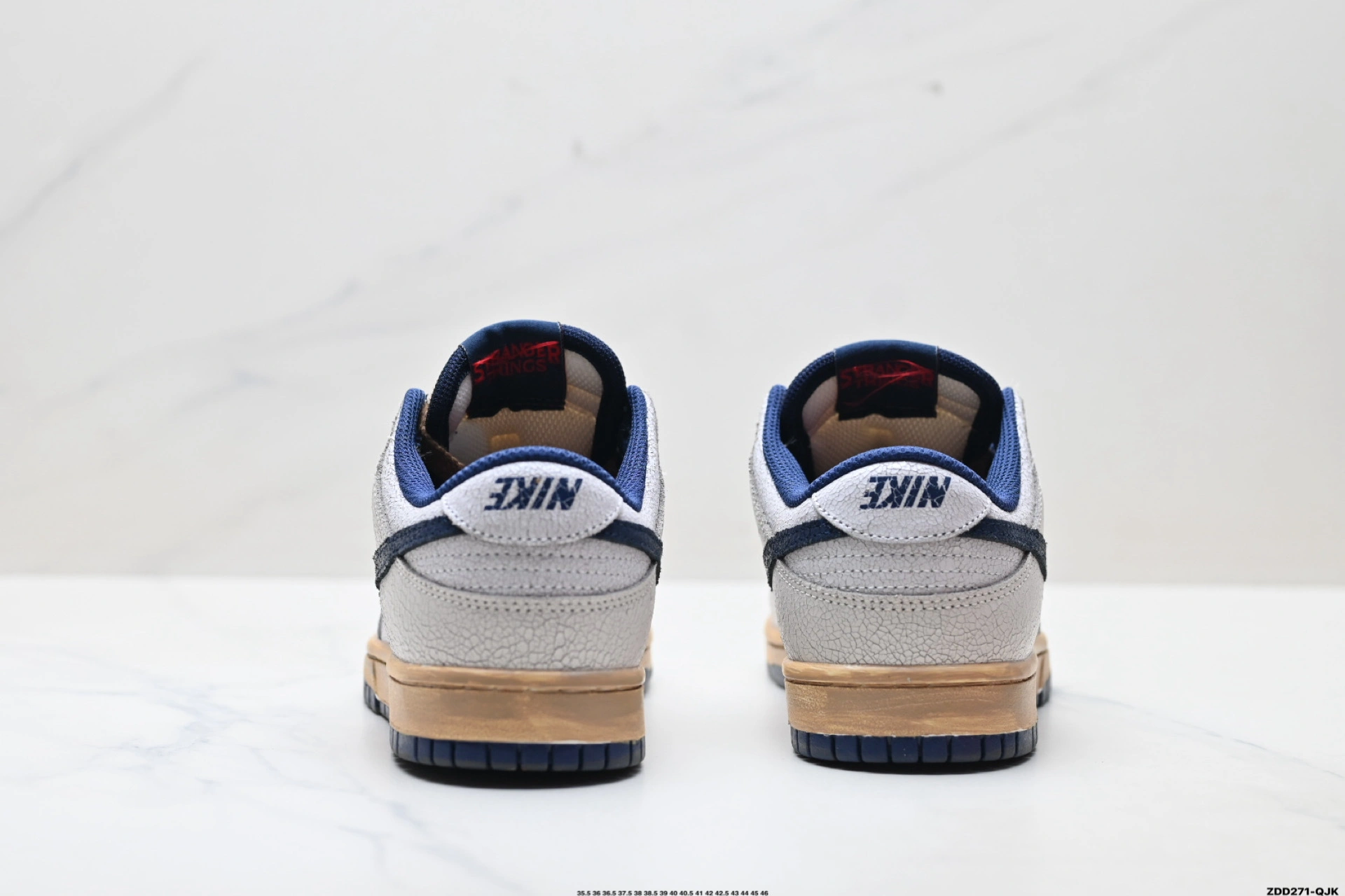 Flying pig--9ik5 IH6766-001 9ik5 x Stranger Things Dunk Low SP item: E-X000L2052B