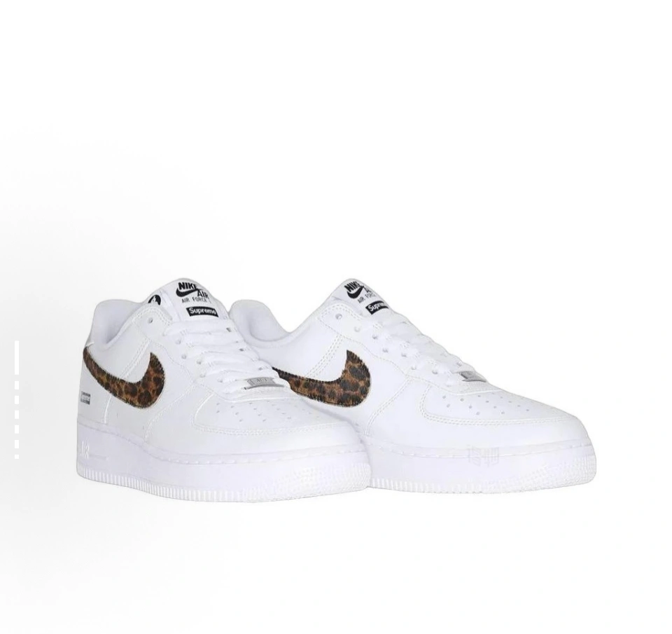 Flying pig--9ik5 IM3483-100 Air Force 1 Low 07 x s575 item: E-X575L2014B