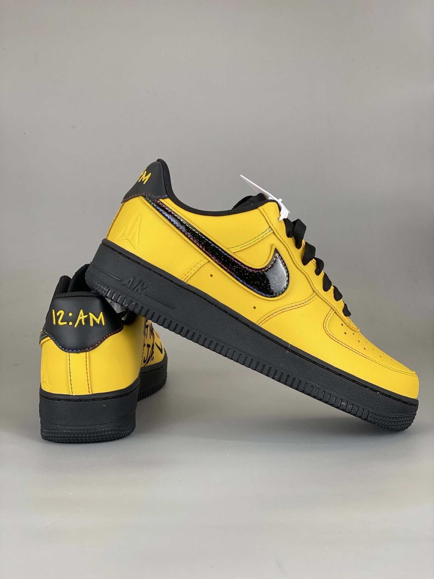 Flying pig--9ik5 IQ2713-700 Air Force 1 ‘07 Low item: E-X000L2043B