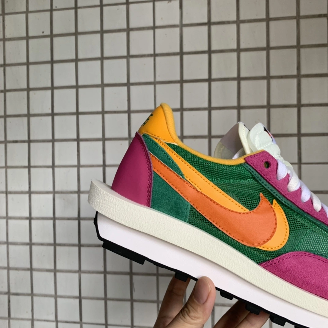 Flying pig — 9ik5 Sacai x LVD Waffle Daybreak BV0073-301 item:E-X502I1692H