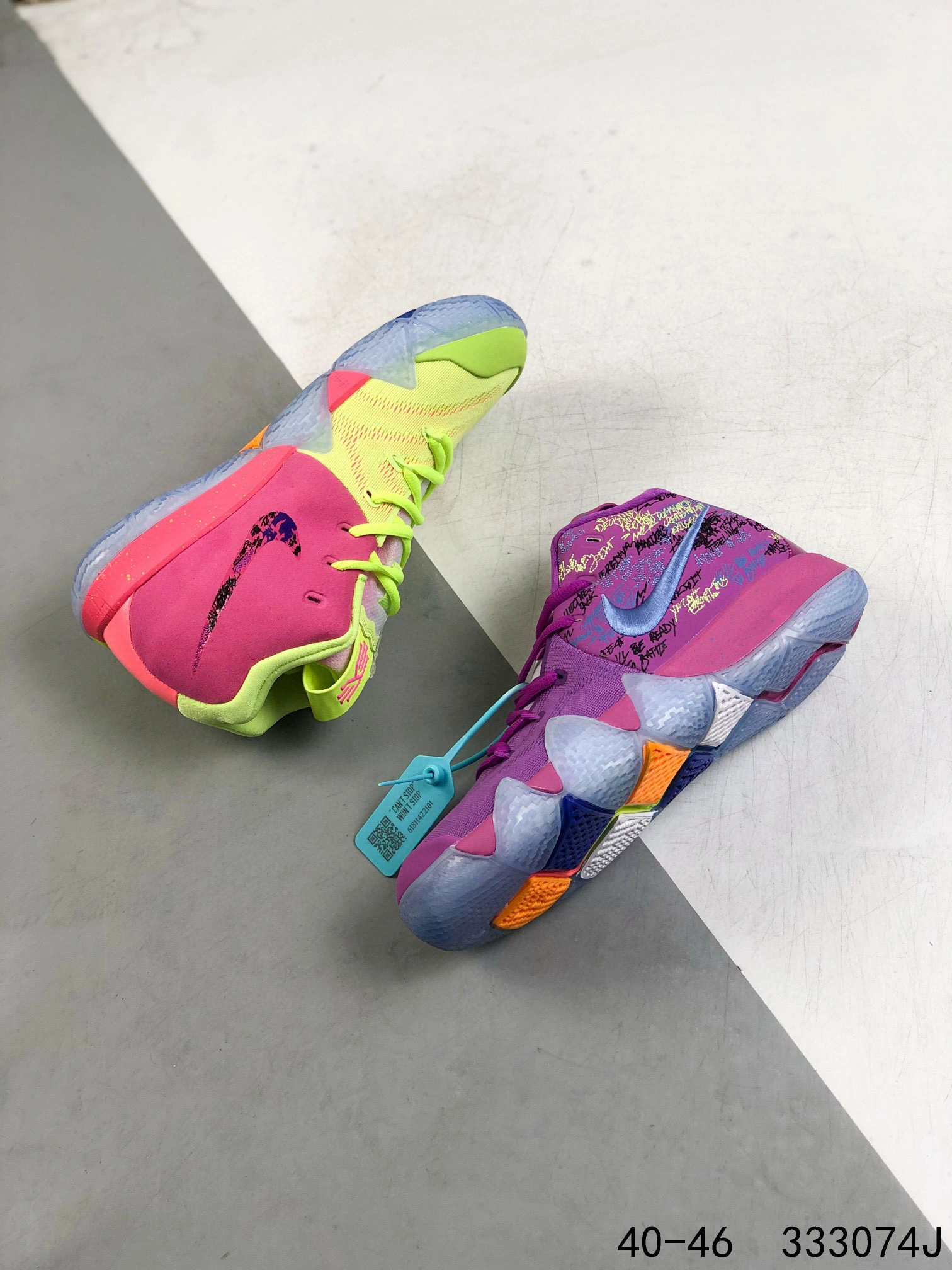 Flying pig- AJ1691-900 item : BL-X022A1302O