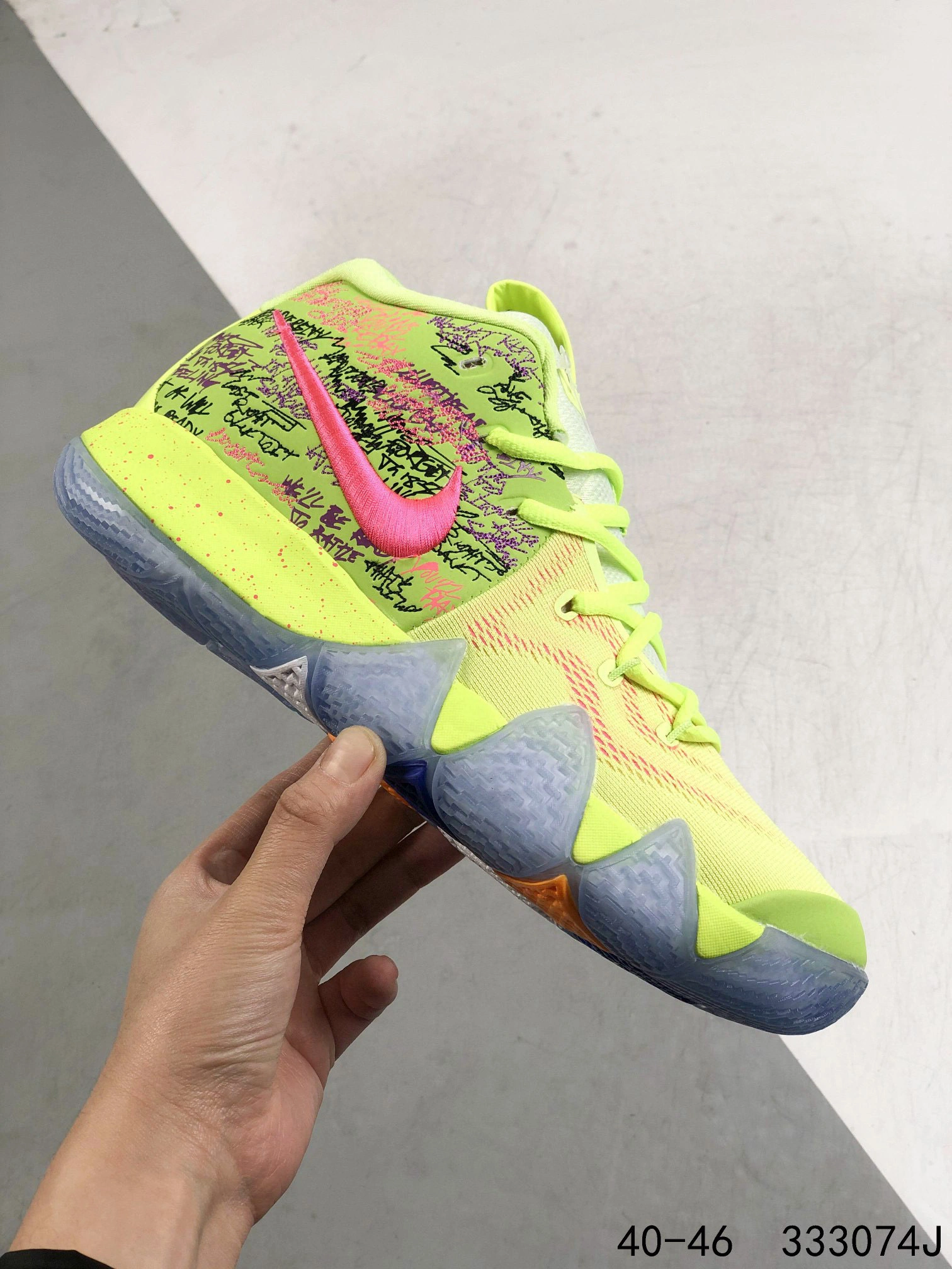 Flying pig- AJ1691-900 item : BL-X022A1302O